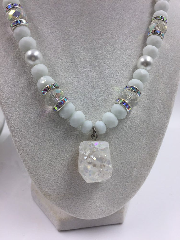 White and Gold Beaded Statement Necklace and Bracelet