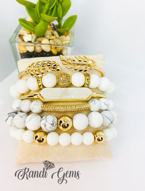 White Howlite Stone & Gold Boho Beaded Bracelet Set - 6 piece